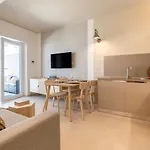 Home- Casa Figaro アパート
