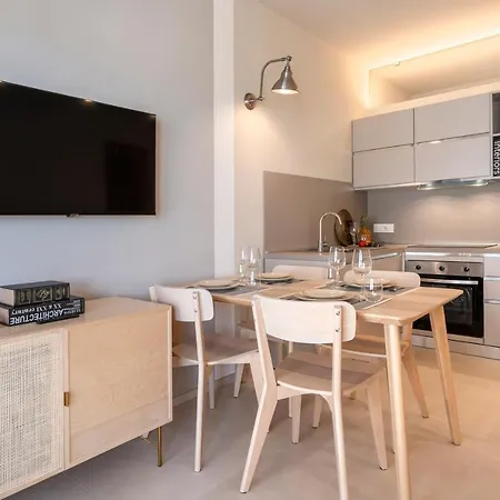 Home- Casa Figaro شقة